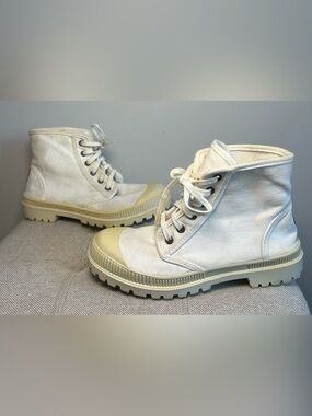 Natural World Eco-Vintage Old Iris High Top White Tan Sneakers Spain 39/US 8.5